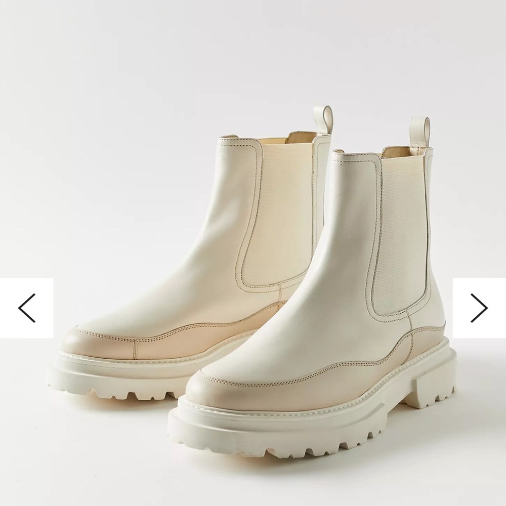 Seychelles Savor The Moment Chelsea Boot